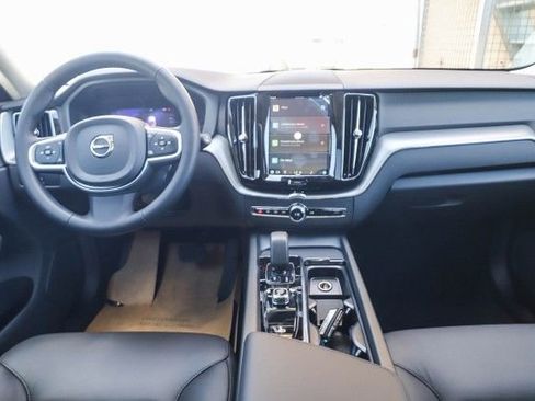 New 2025 Volvo XC60 B5 Core w/ Protection Package Premier image 13