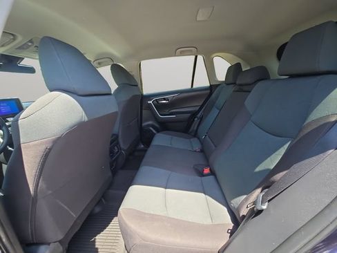 Certified 2025 Toyota RAV4 XLE AWD/4WD image 11