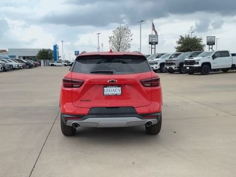 New 2026 Chevrolet Blazer LT w/ Convenience Package FWD image 7