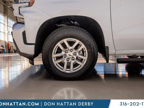 Used 2021 Chevrolet Silverado 1500 RST w/ Z71 Off-Road Package image 32
