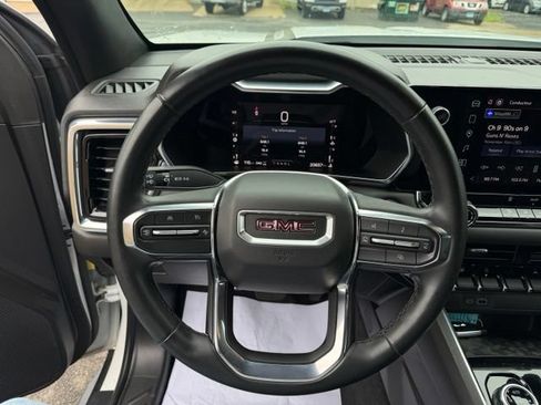 Used 2023 GMC Canyon Elevation w/ Trailering Package AWD/4WD image 18