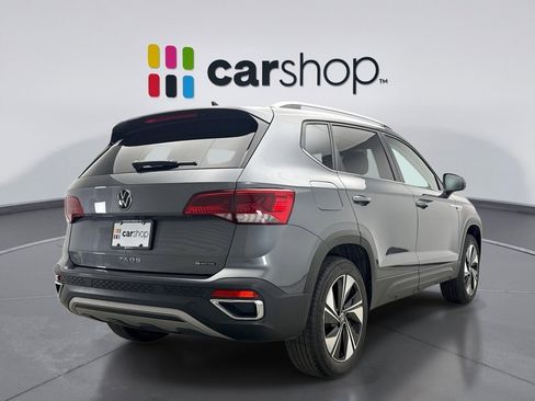 Used 2024 Volkswagen Taos SE AWD/4WD image 5