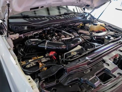 Used 2018 Ford F550 2WD Regular Cab Super Duty image 40