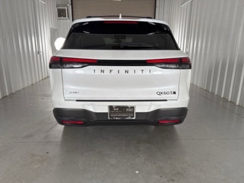 New 2026 INFINITI QX60 Sport w/ Dark Cargo Package image 5