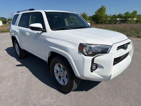 Used 2023 Toyota 4Runner SR5 image 5