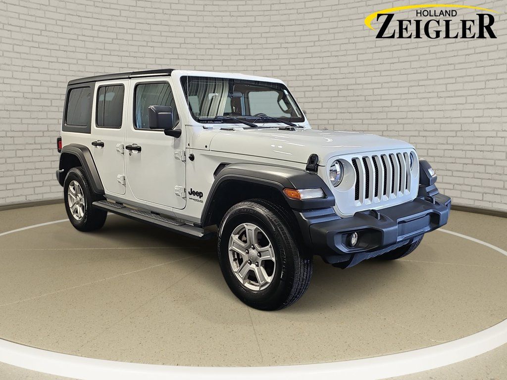 Used 2022 Jeep Wrangler Unlimited Sport AWD/4WD image 3