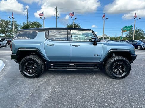 Used 2024 GMC Hummer EV 3X w/ Omega Edition AWD/4WD image 4