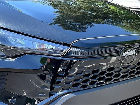 Used 2026 Toyota Corolla Cross SE image 29