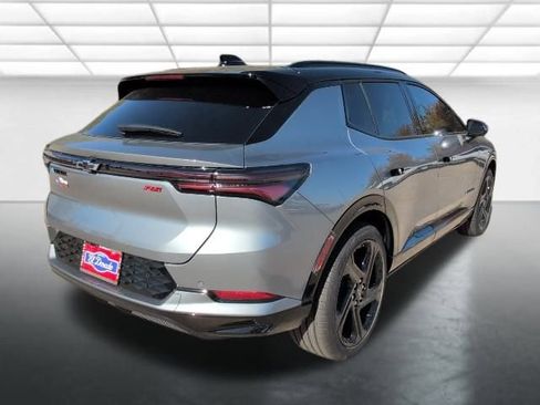 New 2026 Chevrolet Equinox EV RS image 33