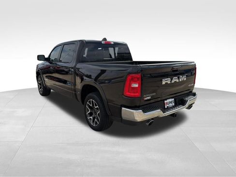 Used 2025 RAM 1500 Laramie AWD/4WD image 7