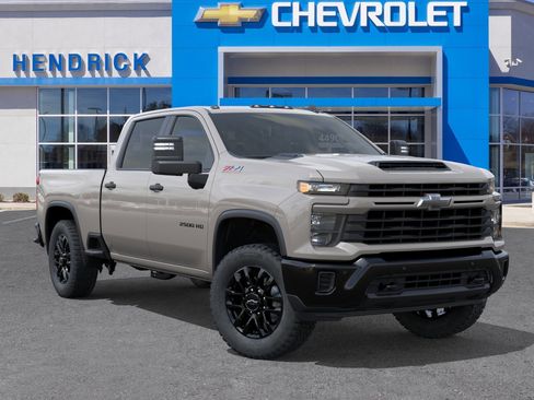 New 2026 Chevrolet Silverado 2500 Custom w/ Custom Value Package AWD/4WD image 9