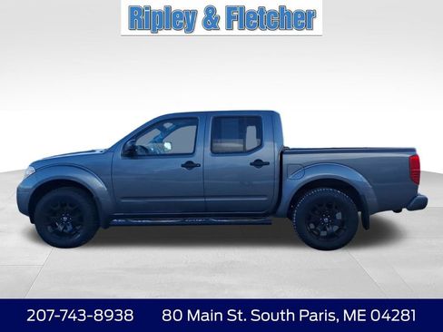 Used 2020 Nissan Frontier SV w/ Midnight Edition Floor Mats AWD/4WD image 8