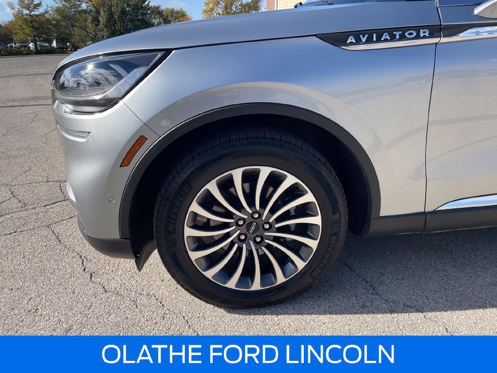 Certified 2020 Lincoln Aviator Reserve w/ Equipment Group 201A AWD/4WD image 10