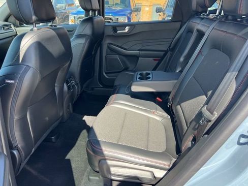 Certified 2023 Ford Escape ST-Line w/ Tech Pack #1 image 21