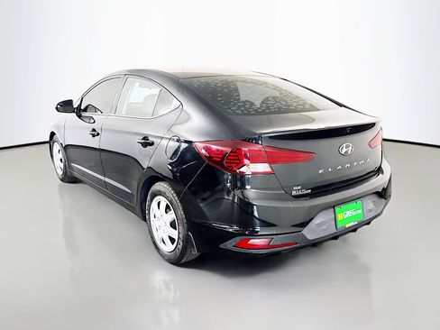 Used 2020 Hyundai Elantra SE image 7