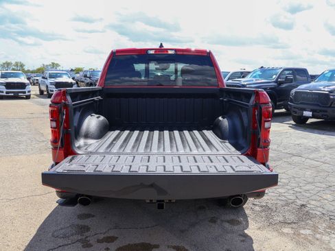 New 2026 RAM 1500 Big Horn AWD/4WD image 14
