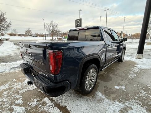 Used 2022 GMC Sierra 1500 Denali w/ Denali Premium Package image 50