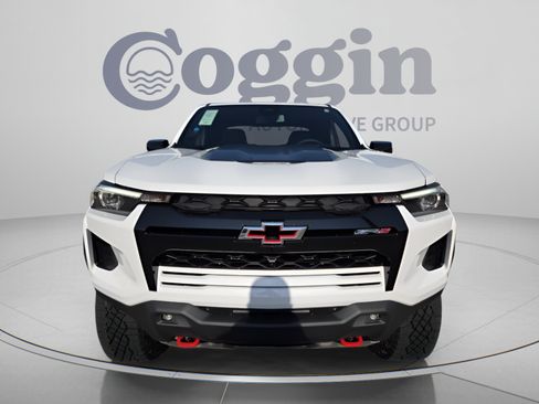 New 2026 Chevrolet Colorado ZR2 w/ Technology Package AWD/4WD image 8