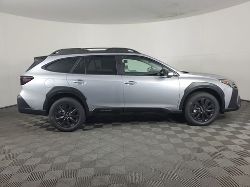 New 2025 Subaru Outback Onyx Edition image 3