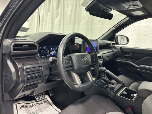 Used 2025 Toyota 4Runner TRD Sport AWD/4WD image 13