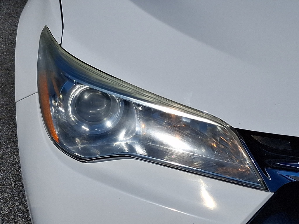 Used 2017 Toyota Camry LE FWD image 9