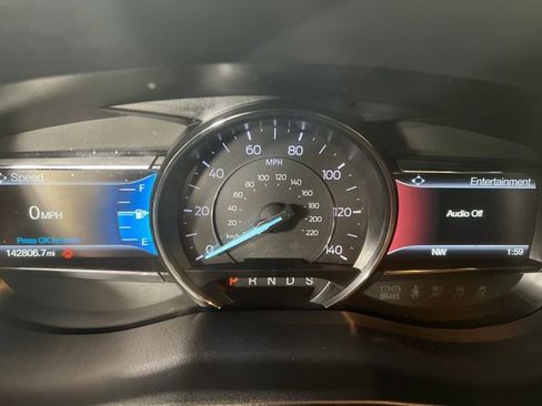 Used 2019 Ford Explorer XLT w/ Equipment Group 201A image 16