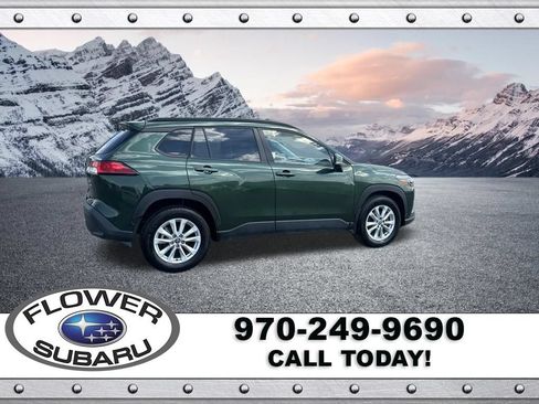 Used 2024 Toyota Corolla Cross LE AWD/4WD image 8