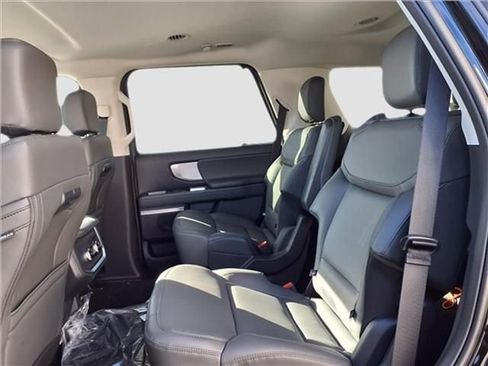 New 2026 Ford Expedition Active AWD/4WD image 28