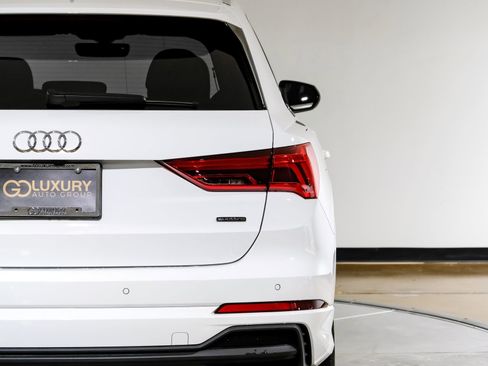 Used 2024 Audi Q3 2.0T Premium Plus w/ Premium Plus Package image 51