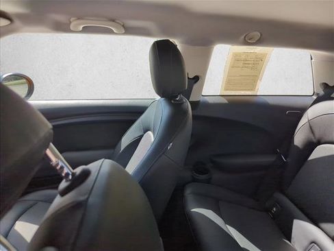 Used 2015 MINI Cooper 2-Door Hardtop FWD image 16