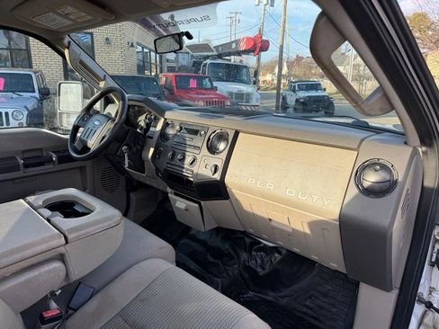 Used 2008 Ford F250 XL image 7