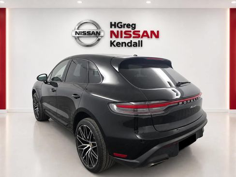 Used 2024 Porsche Macan w/ Premium Plus Package AWD/4WD image 2