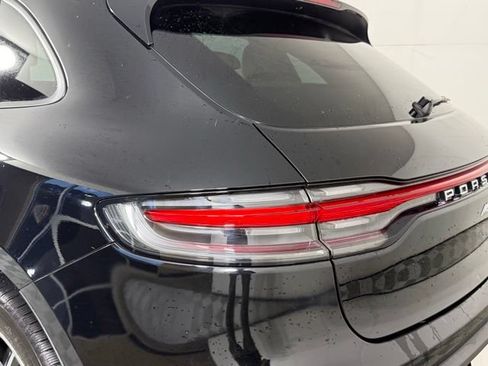 Used 2024 Porsche Macan AWD/4WD image 13