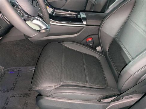 New 2026 Mercedes-Benz GLC 300 image 4