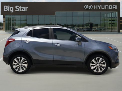 Used 2019 Buick Encore Preferred w/ Safety Package FWD image 5