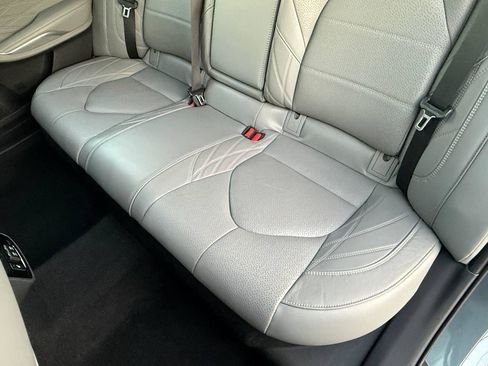 Used 2019 Toyota Avalon Limited w/ Advanced Safety Package FWD image 37