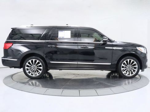 Used 2020 Lincoln Navigator L Reserve w/ Luxury Package AWD/4WD image 6