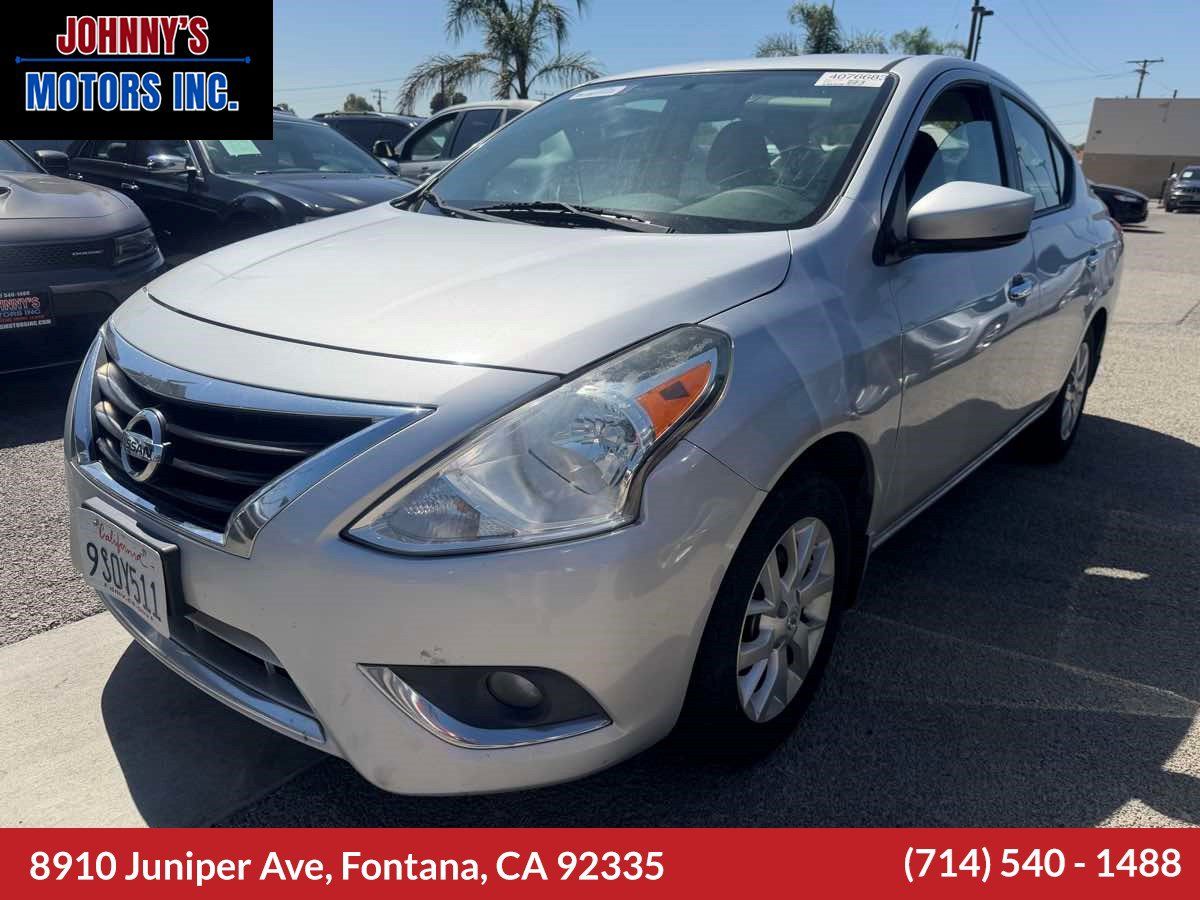 Used 2015 Nissan Versa SV w/ SV Appearance Package FWD image 1