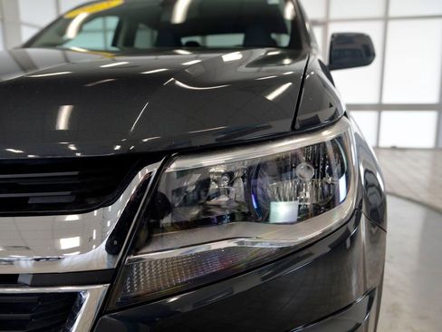 Used 2018 Chevrolet Colorado W/T w/ WT Convenience Package image 11