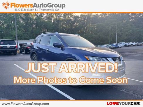 Used 2018 Nissan Rogue SL image 1