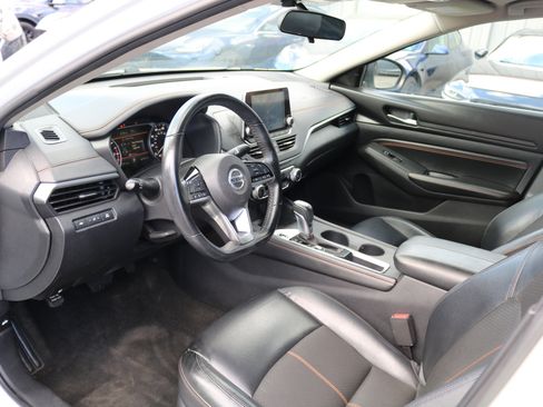 Used 2020 Nissan Altima 2.5 SR image 16