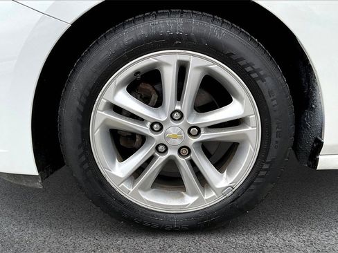 Used 2016 Chevrolet Cruze LT image 32