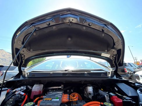 Used 2020 Chevrolet Bolt LT FWD image 3