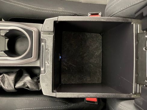 Used 2021 Toyota Tacoma TRD Sport w/ Technology Package image 23