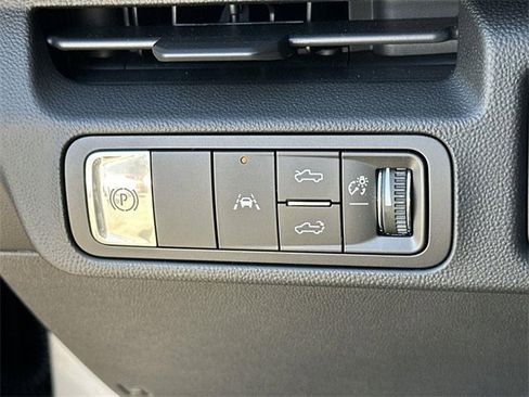 New 2026 GMC Sierra EV Elevation image 18