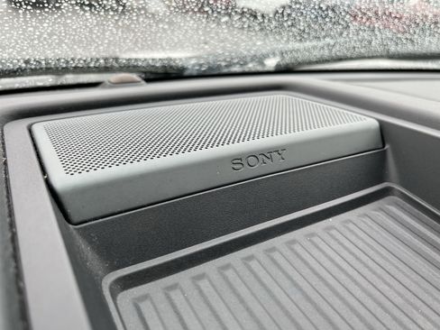 Used 2017 Ford F150 Lariat w/ Equipment Group 502A Luxury image 38