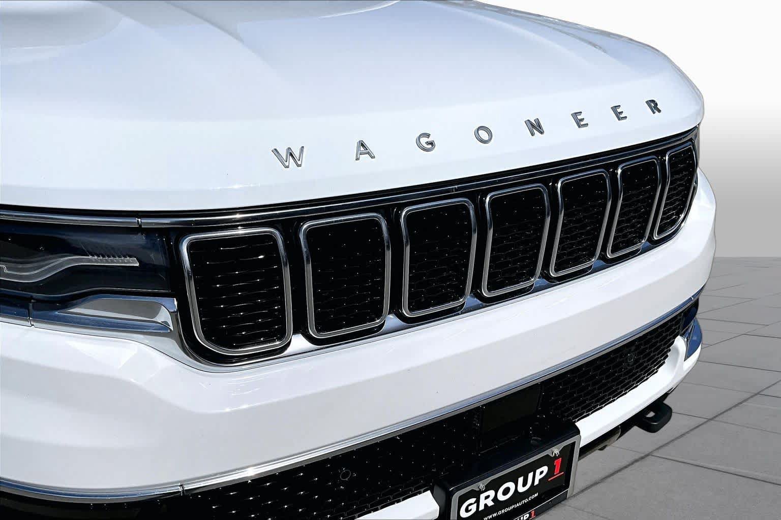 Used 2024 Jeep Wagoneer 4WD w/ Premium Group I image 27