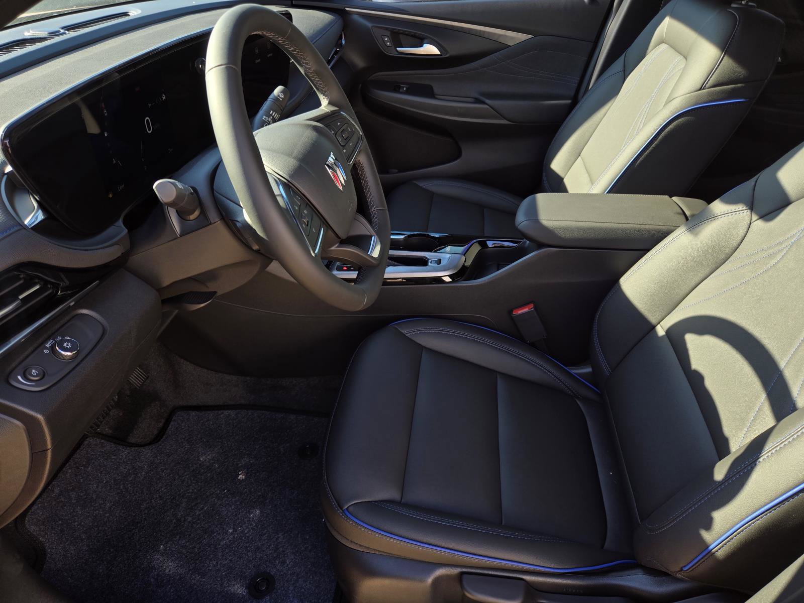 New 2026 Buick Envista Sport Touring FWD image 6