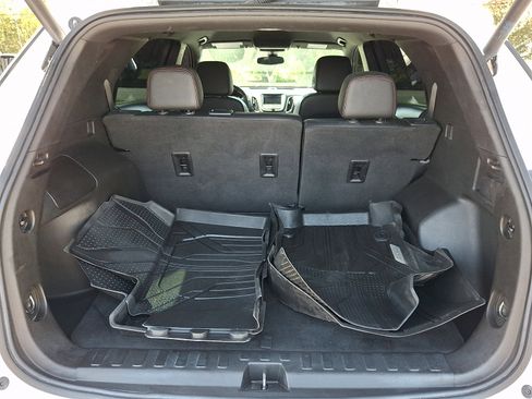 Used 2022 Chevrolet Equinox RS image 27