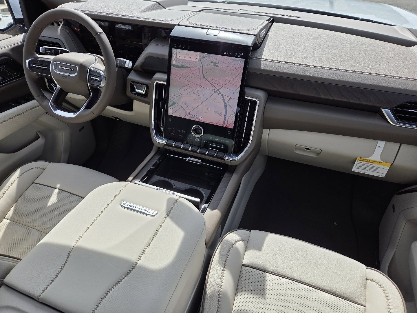 New 2026 GMC Yukon Denali w/ Sun & Power Step Package AWD/4WD image 27